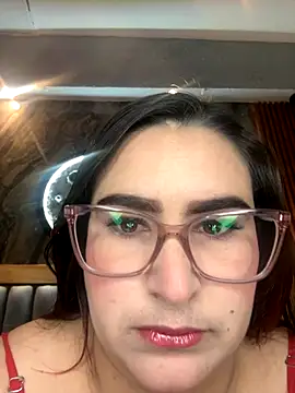 Snapshot of BellaPeers_ chatting on December 2025 11:41:02 AM BellaPeers online show from December 2025 11:41:02 AM