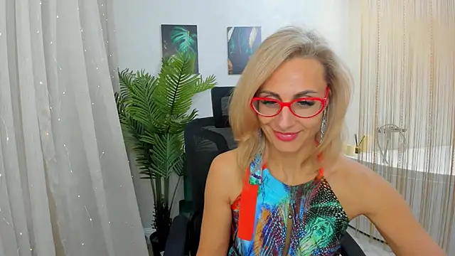 Snapshot of MuseOfStage chatting on February 2025 05:15:02 PM MuseOfStage online show from February 2025 05:15:02 PM