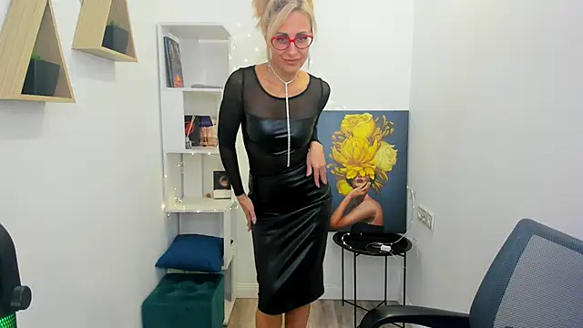 Snapshot of MuseOfStage chatting on March 2025 05:46:01 PM MuseOfStage online show from March 2025 05:46:01 PM