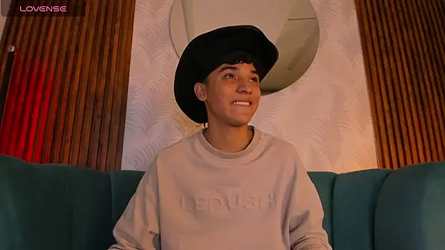 Austin Cardieff online show from January 2025 06:46:02 AM