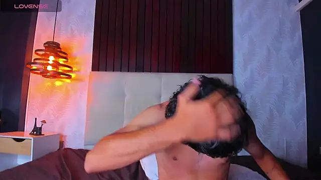 Austin Cardieff online show from March 2025 09:33:02 AM