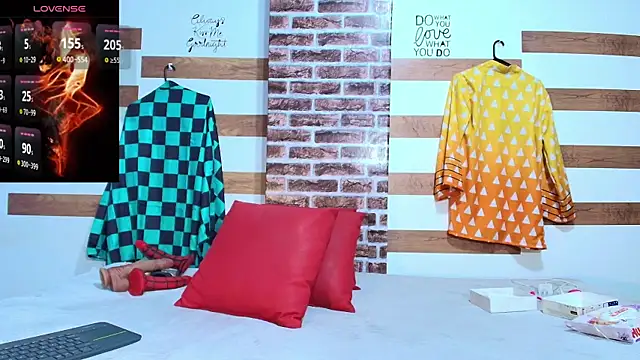 sofia fer online show from November 2025 02:31:02 AM