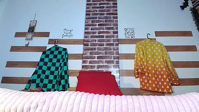 sofia fer online show from November 2025 02:33:01 AM