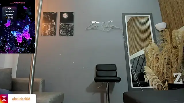 Snapshot of abril_ricci chatting on January 2025 03:29:01 AM abril ricci online show from January 2025 03:29:01 AM