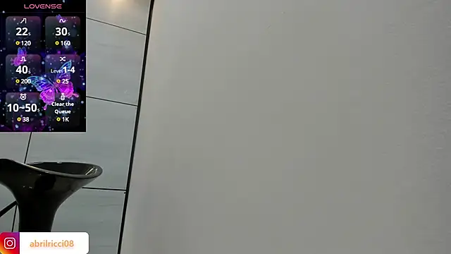 Snapshot of abril_ricci chatting on January 2025 03:37:02 AM abril ricci online show from January 2025 03:37:02 AM