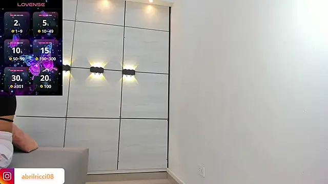 Snapshot of abril_ricci chatting on January 2025 03:47:01 AM abril ricci online show from January 2025 03:47:01 AM