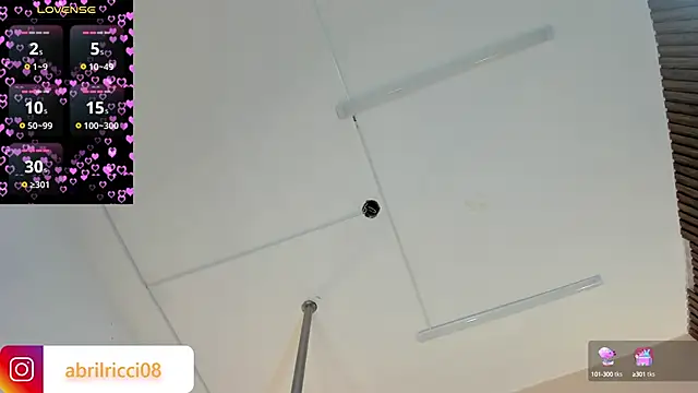 Snapshot of abril_ricci chatting on March 2025 03:52:02 AM abril ricci online show from March 2025 03:52:02 AM