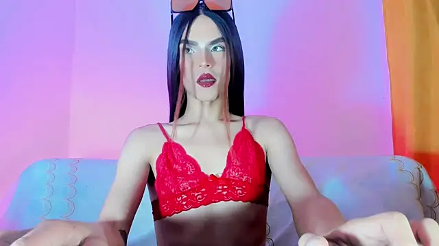 Snapshot of TatiGil chatting on November 2025 03:03:01 PM TatiGil online show from November 2025 03:03:01 PM