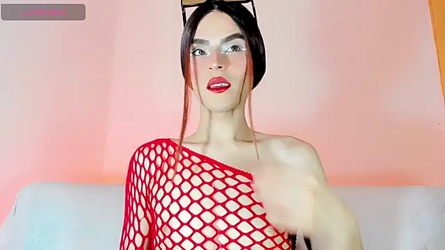 Snapshot of TatiGil chatting on November 2025 02:25:02 AM TatiGil online show from November 2025 02:25:02 AM