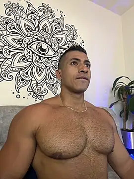 aaroncolombia online show from November 2025 07:09:01 AM