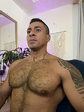 aaroncolombia online show from January 2026 01:25:02 PM