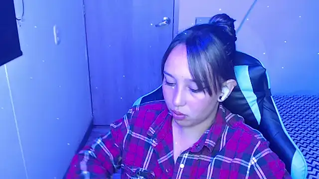 Skarlet Adams28 online show from February 2026 08:38:01 PM