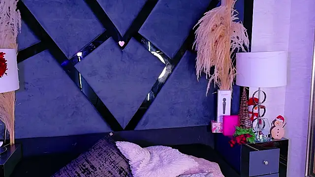 KylieWhite online show from December 2025 02:01:02 PM