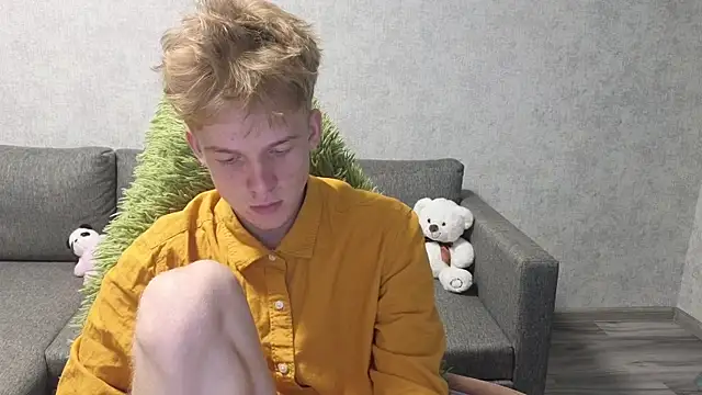 Snapshot of sweetserenity5 chatting on September 2025 03:45:01 PM sweetserenity5 online show from September 2025 03:45:01 PM