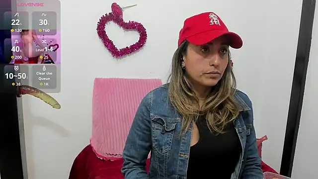 Giia39 online show from September 2025 05:06:01 PM