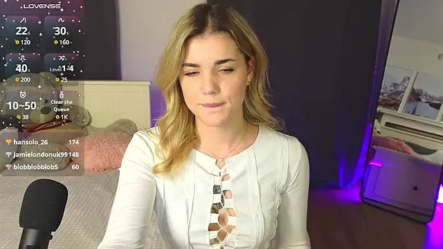 adrianawow1 online show from March 2025 12:33:02 AM