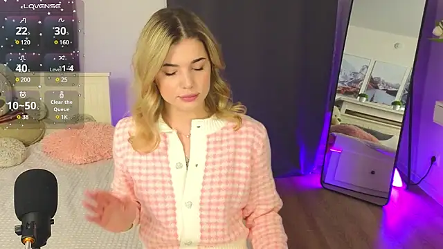 adrianawow1 online show from March 2025 09:29:01 PM