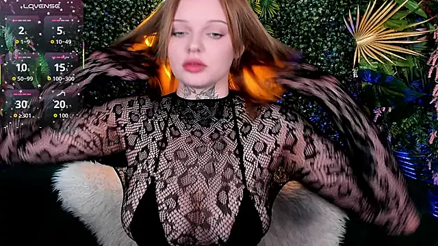 Snapshot of SherriMartinez chatting on November 2025 06:54:01 PM SherriMartinez online show from November 2025 06:54:01 PM