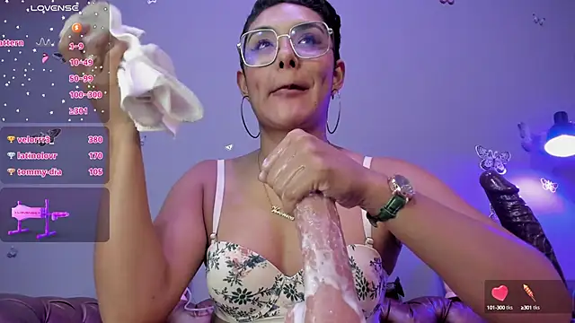 Kaira mosse online show from January 2025 05:35:01 PM