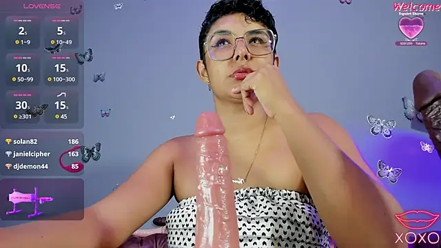 Kaira mosse online show from February 2025 02:00:01 PM