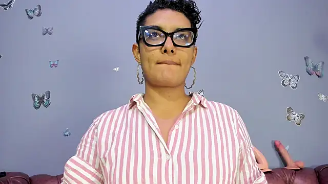 Kaira mosse online show from October 2025 10:36:01 AM