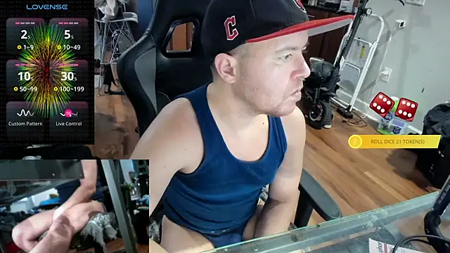 Snapshot of aaron_s_x chatting on January 2026 09:42:01 PM aaron s x online show from January 2026 09:42:01 PM