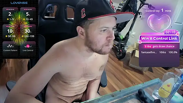 Snapshot of aaron_s_x chatting on February 2026 12:49:01 AM aaron s x online show from February 2026 12:49:01 AM