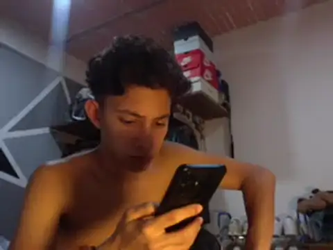 Snapshot of ferchitibellako chatting on January 2025 04:44:01 AM ferchitibellako online show from January 2025 04:44:01 AM