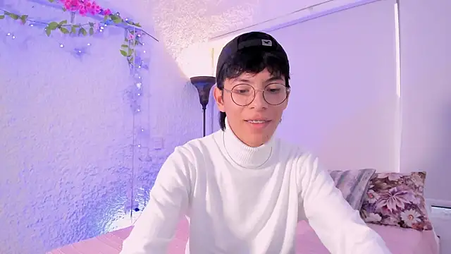 alexandersawyer online show from February 2025 12:11:02 PM