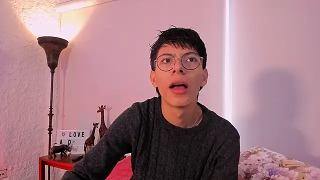 alexandersawyer online show from March 2025 01:13:02 PM