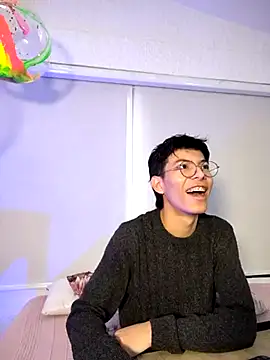 alexandersawyer online show from March 2025 11:42:02 AM