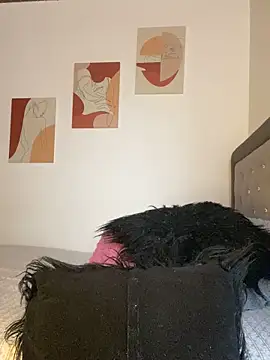 Melanyprada online show from November 2025 08:29:01 PM