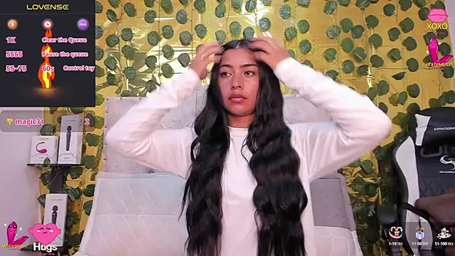 cristalconnorr online show from February 2025 03:05:01 PM