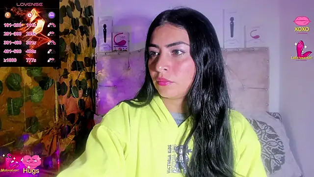 cristalconnorr online show from October 2025 04:25:02 PM