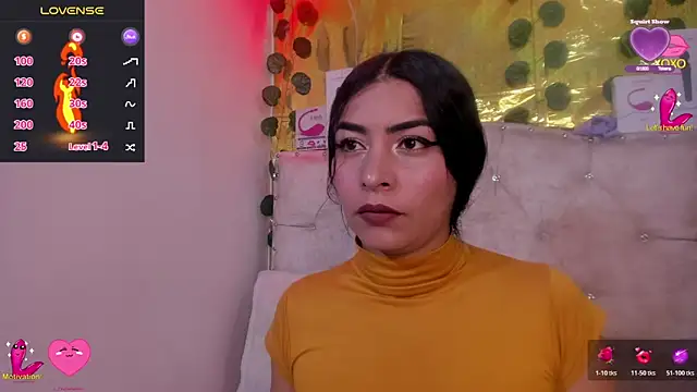 cristalconnorr online show from February 2026 03:40:01 PM