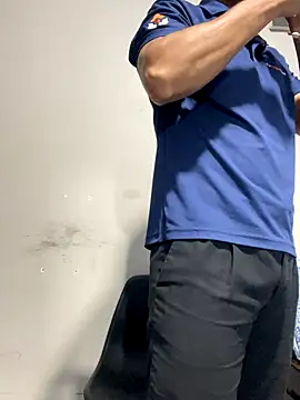 Brencuz online show from September 2025 01:05:02 AM