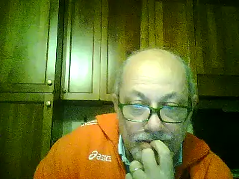 Snapshot of gianbragallini chatting on December 2024 10:25:01 PM gianbragallini online show from December 2024 10:25:01 PM