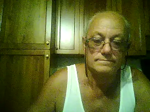 Snapshot of gianbragallini chatting on September 2025 07:57:01 PM gianbragallini online show from September 2025 07:57:01 PM