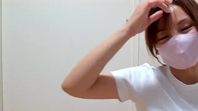 Snapshot of caro-caro chatting on May 2026 04:07:02 AM caro-caro online show from May 2026 04:07:02 AM