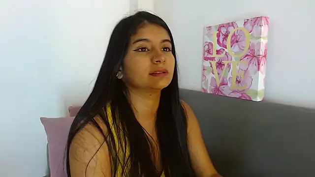 anahi  s online show from March 2025 09:04:02 PM