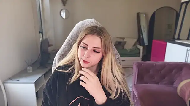 ce leste   online show from March 2025 11:14:02 AM