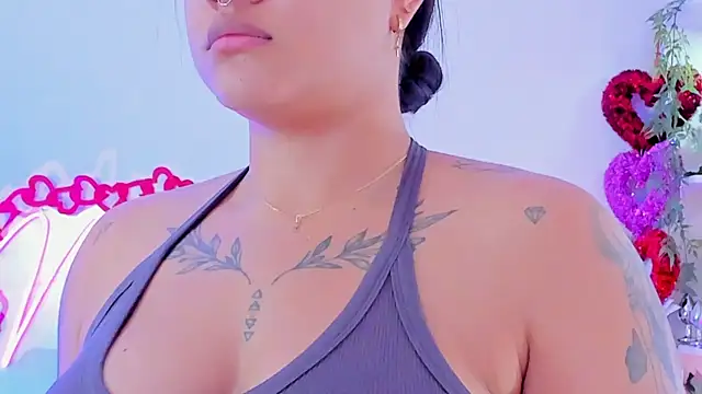 MaddyParisi online show from February 2025 08:13:02 PM