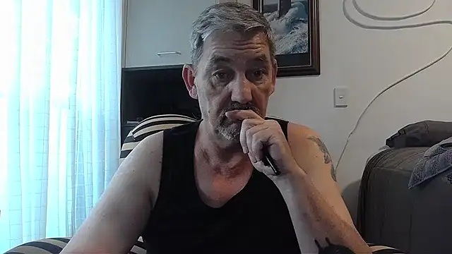 Snapshot of ChunkyMonkey007 chatting on January 2025 10:44:01 PM ChunkyMonkey007 online show from January 2025 10:44:01 PM