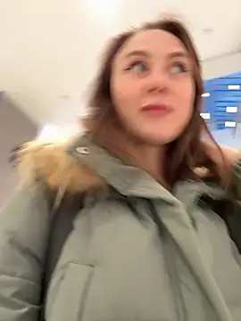 Dina Tease online show from November 2025 12:38:01 PM