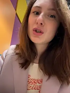 Snapshot of Dina_Tease chatting on April 2026 11:18:02 AM Dina Tease online show from April 2026 11:18:02 AM