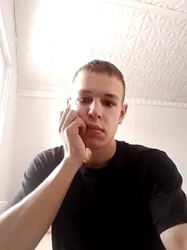 Snapshot of pretty_roman chatting on February 2025 10:37:02 AM pretty roman online show from February 2025 10:37:02 AM