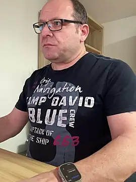 coupleLatinaLovers online show from December 2024 02:38:02 PM