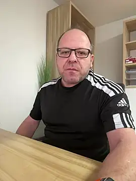 coupleLatinaLovers online show from January 2025 10:26:02 AM