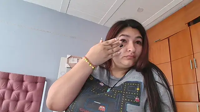  69HONRY online show from December 2024 01:10:02 PM