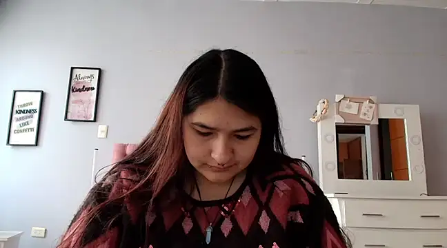  69HONRY online show from January 2025 12:58:01 PM